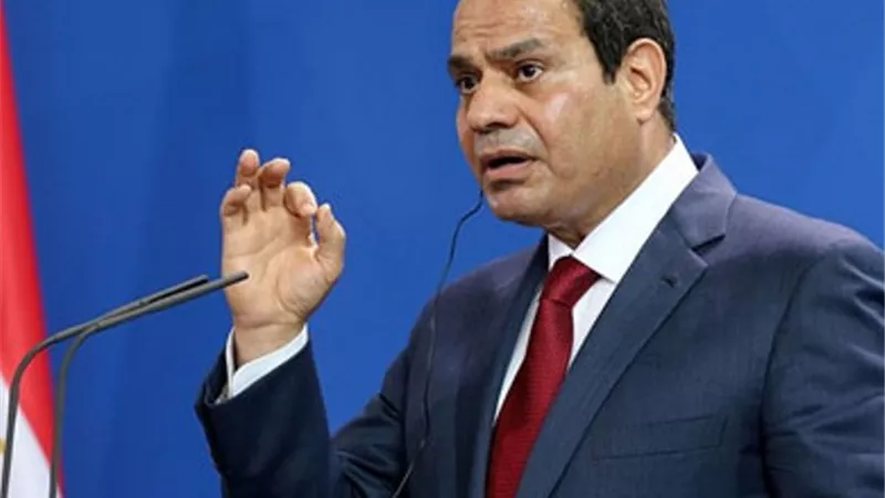 الرئيس يعلن حالة الطوارئ لمدة ثلاثة أشهر.. ورئيس الوزراء يعلن حظر التجوال بعدد من مناطق شمال سيناء