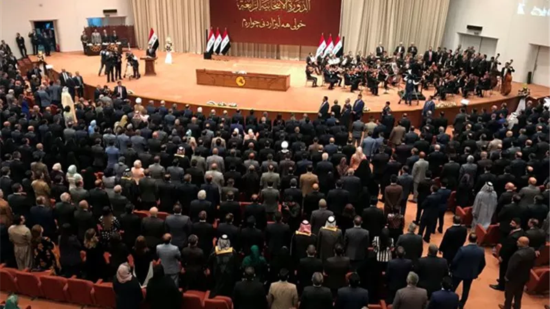 احتجاجا على عدم تلبية مطالب المتظاهرين.. استقالة ستة نواب عراقيين