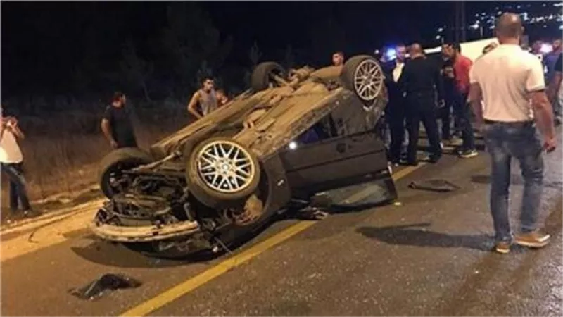 إصابة 5 مواطنين في تصادم سيارتين بالوادي الجديد
