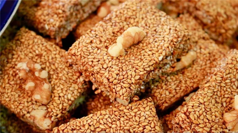 طريقة تحضير حلوى المولد بطريقة سهلة وصحية