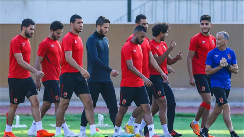 الأفارقة ينتظمون في مران الاهلى غدا