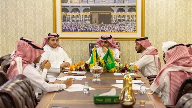 وكالة العلاقات العامة بشئون الحرمين تناقش سير أعمال الوحدات التابعة لها