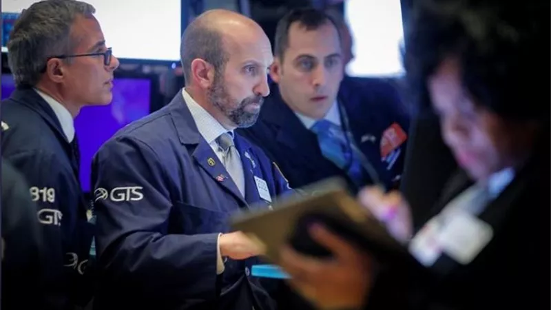 ستاندرد آند بورز 500 يرتفع لمستوى قياسي عند الفتح