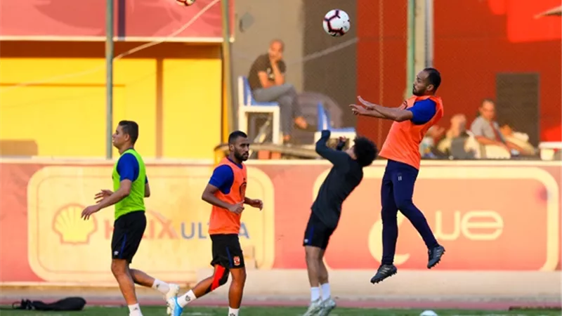 مران قوي للاعبي الأهلي.. وفايلر يصحح الأخطاء