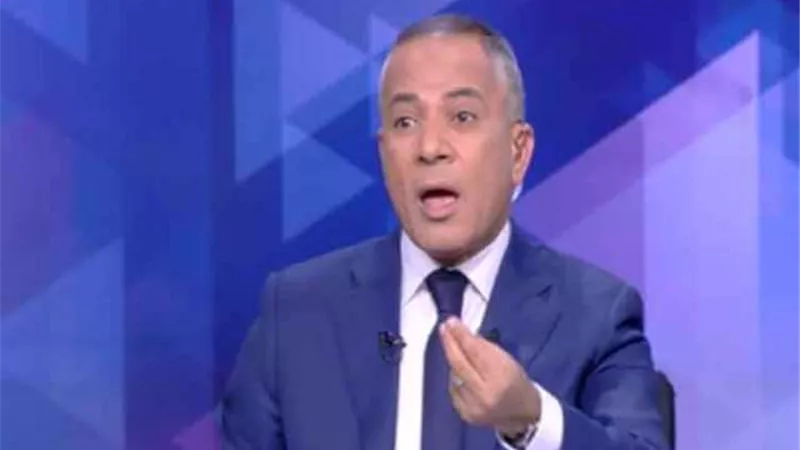 أحمد موسى: بيان السكك الحديدية حول واقعة ضحية التذكرة غير صحيح.. فيديو