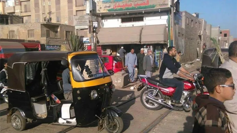 تبخرت احلام ابناء بيلا من عدم تطوير مزلقانات السكه الحديد