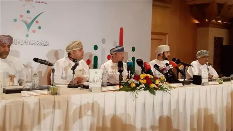 سلطنة عمان تنجح فى تطبيق نظام انتخابى الكترونى فى انتخابات مجلس الشورى