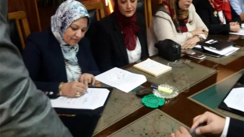 الكهرباء توقع عقد محولات النهضة باستثمارات 200 مليون جنية