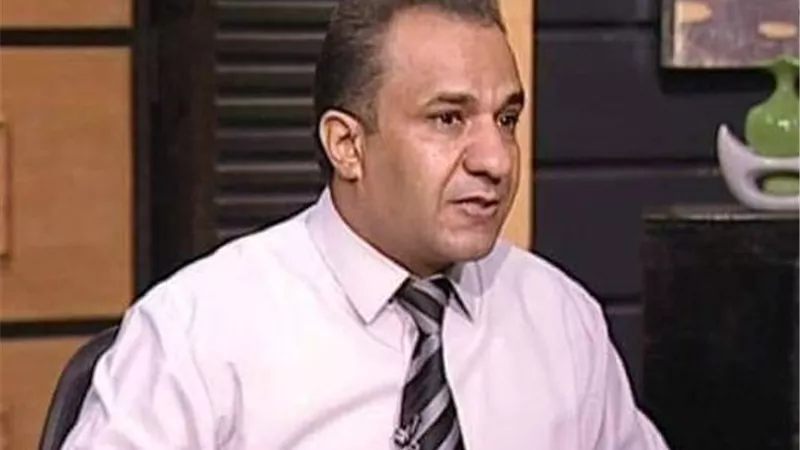 عزوز إسماعيل يحاضر طلاب الجامعات: المحافظة على اللغة العربية واجب قومي وديني