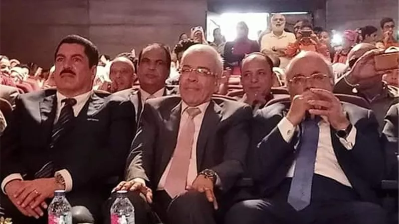 مدير تعليم القليوبية يوجه التحية لأسر الشهداء والمصابين