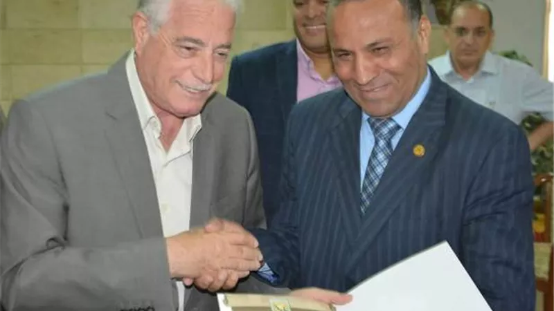 محافظ جنوب سيناء يكرم الإعلاميين ومراسلي الصحف ..صور