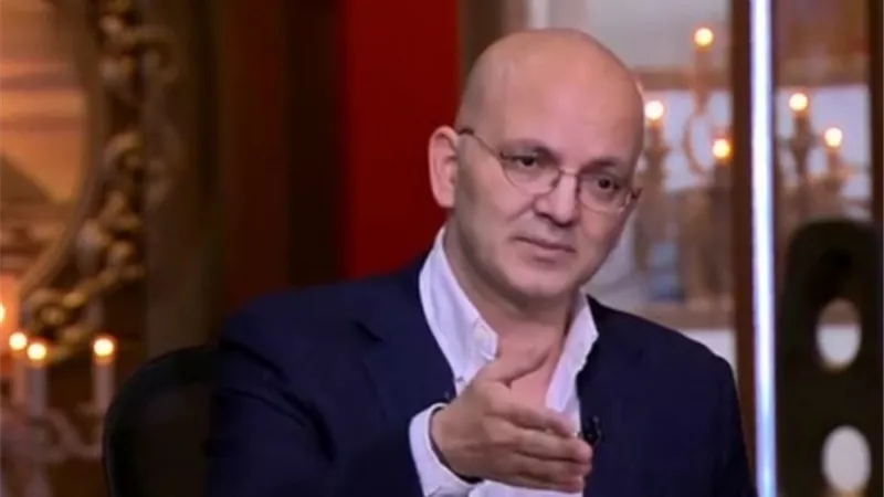 محمد شتا: انخفاض أسعار السيارات خلال الشهور المقبلة بعد التسعير الجديد لموديلات 