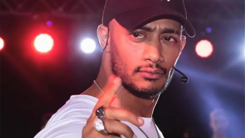 محمد رمضان يوجه رسالة غامضة على 