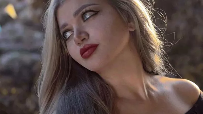 ياسمين الخطيب تخطف الانظار عبر انستجرام