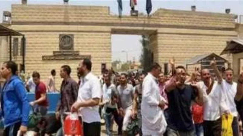 الافراج عن 305 سجناء بعفو رئاسى بمناسبة انتصارات أكتوبر