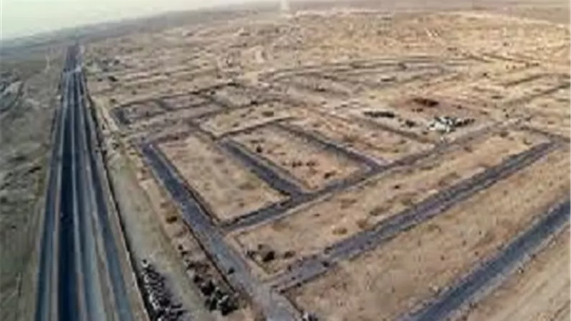 إقامة سدود ومخرات على طريق تنيدة منفلوط بالوادى الجديد