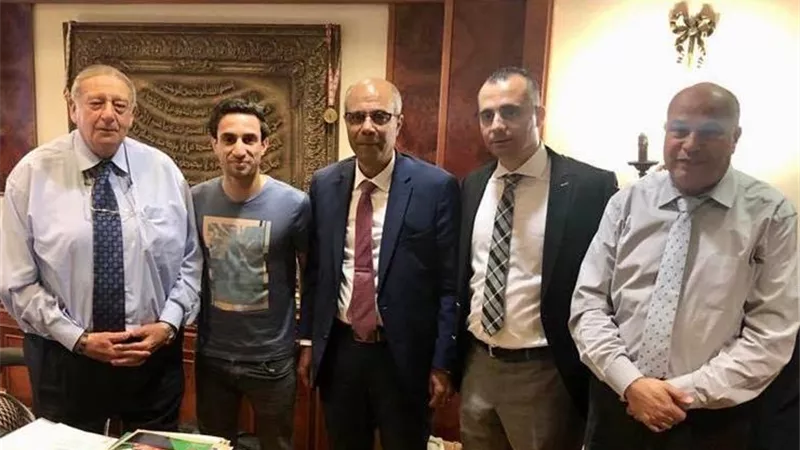 المقاصة يسعى للتخلص من أيمن حفنى لسبب صادم