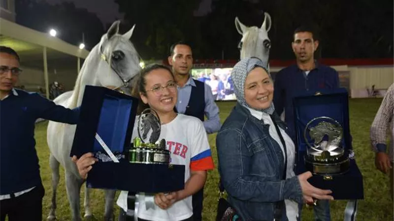 مزرعة الترزى المركز الأول والثاني ضمن مهرجان جمال الخيول الاصيلة