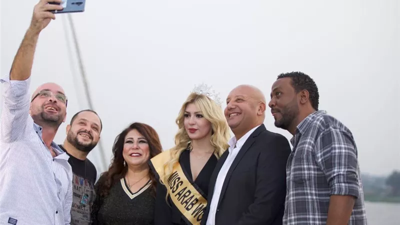 ملكة جمال العرب الأميره سماره يحيى تعقد مؤتمراً بضفاف النيل من أجل إطلاق رسالة سلام