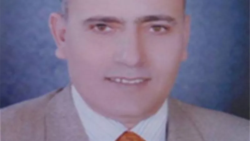 حكاية طالبة التجارة وعميد الحقوق التى أثارت السوشيال ميديا .. فيديو