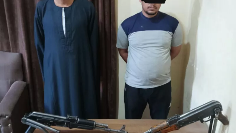 ضبط متهمان و بحوزتهما 2 بندقيه اليه و ذخائر