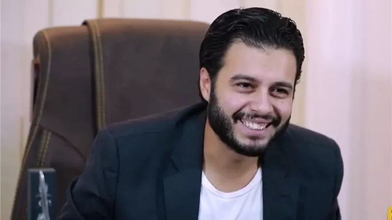 حاتم ستين: التعليم أهم استثمار في الأبناء لخلق جيل قادر على تحمل المسئولية