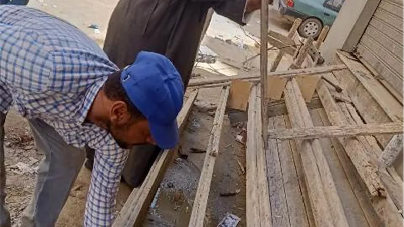 محافظ كفر الشيخ يشدد على التصدي للمتعدين على حرم الشوارع