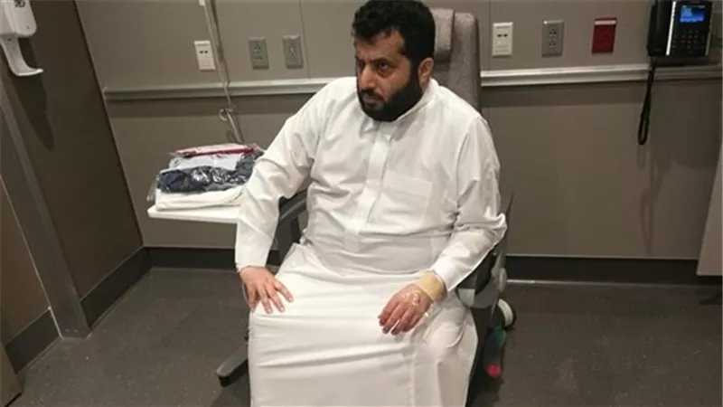 تركى آل شيخ يتعرض لوعكة صحية