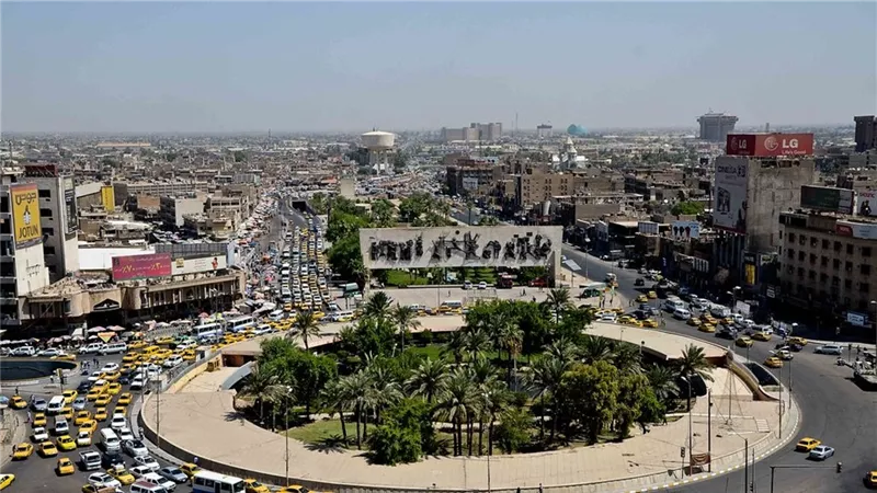 الامن العراقى يضع فرق تفتيش بالمطعم التركي في ساحة التحرير لتأمين المتظاهرين