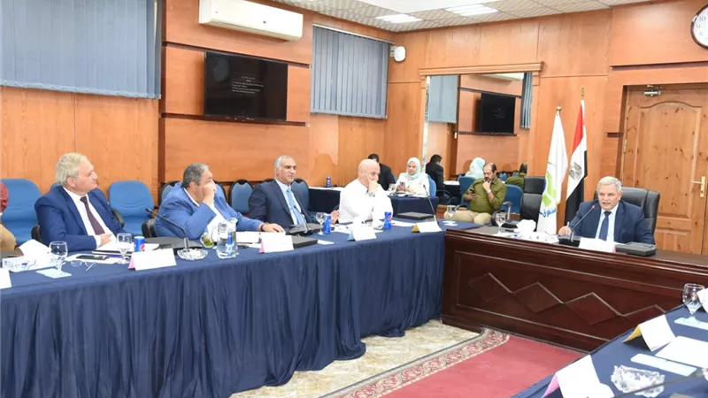 رسلان: الاهتمام بعمليات الإحلال والتجديد بمحطات مياه الشرب والصرف الصحي
