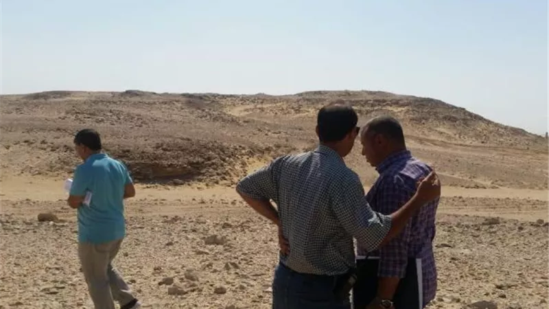 محافظ أسيوط يوجه بسرعة تنفيذ مشروعات البنية التحتية لمنظومة النظافة