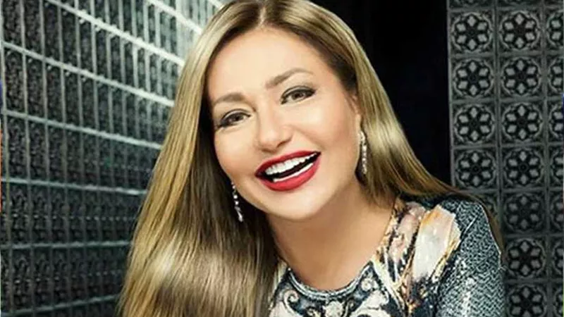 صادق الصَباح يشارك ليلى علوي وأحمد مراد فى جلسة بفعاليات 