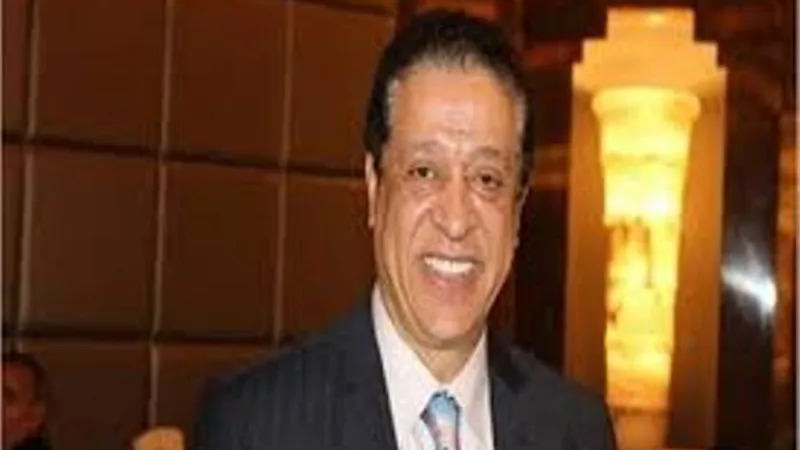 برلمانى يطالب الحكومة باستغلال دعم السيسى لقطاع السياحة