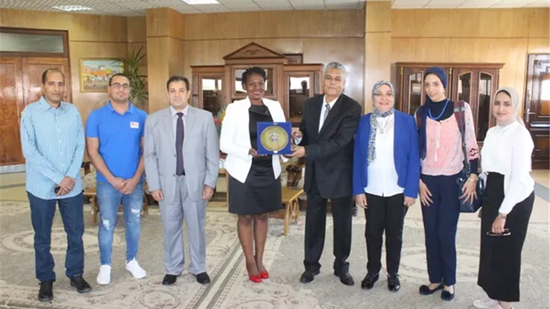 ندوة تعريفية عن المنح الدراسية في أمريكا بجامعة جنوب الوادي