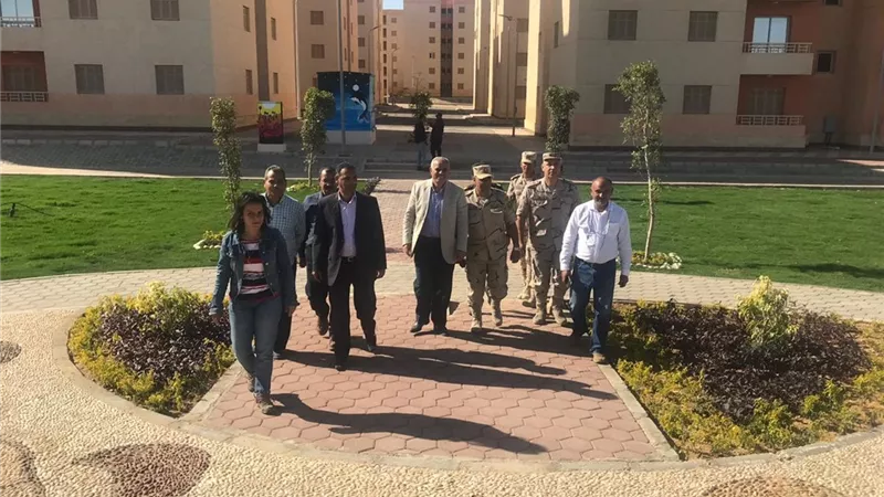 مساعد نائب رئيس المجتمعات العمرانية يتفقد المشروعات الجارى تنفيذها فى بدر بالصور