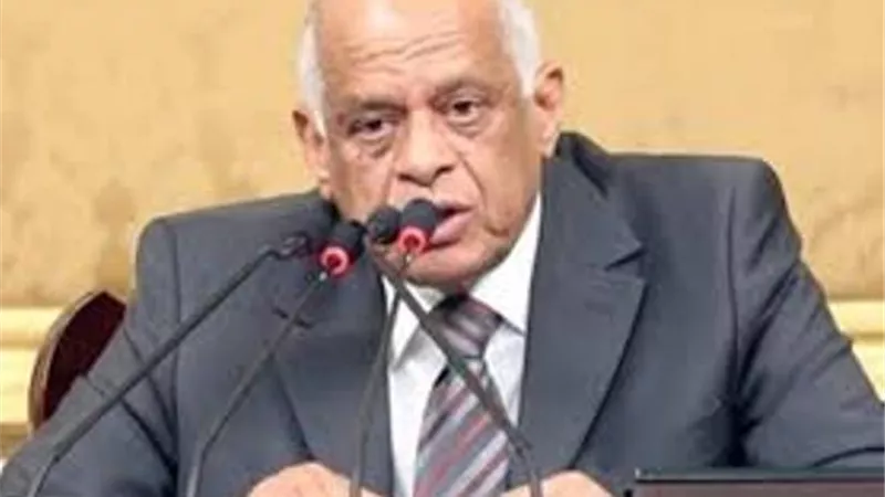عبد العال يفتتح اعمال الجلسة العامة للبرلمان