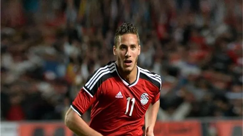 ابوالتفانين يطالب لاعبى المنتخب بالفوز على مالى