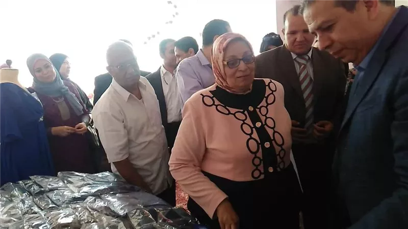 نوعية الزقازيق تنظم معرضا خيريا للملابس والمنتجات والمشغولات الفنية
