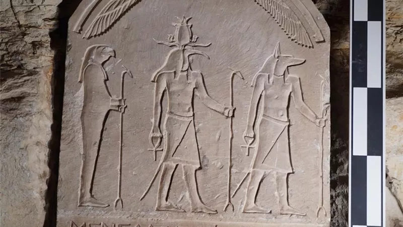 الآثار: الكشف عن أول مقبرة على طراز 