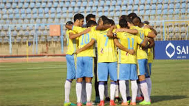 الاسماعيلى يسعى لخطف ظهير الاهلى