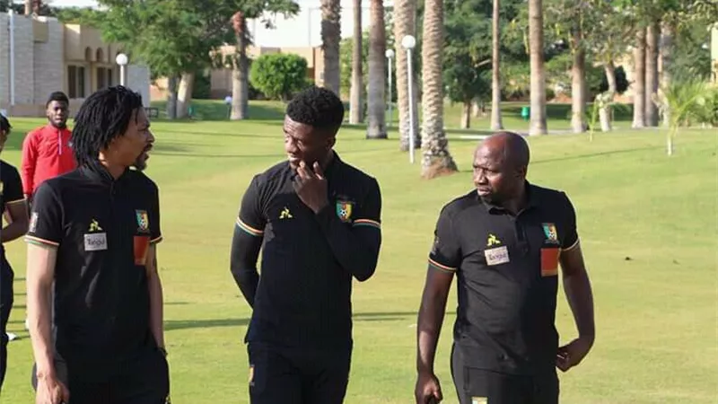 سونج يمنح لاعبى منتخب الكاميرون الاوليمبى راحة