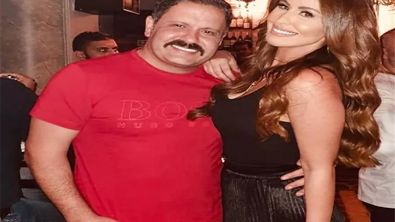 ادوارد يشعل السوشيال ميديا بصورة جديدة مع مى سليم