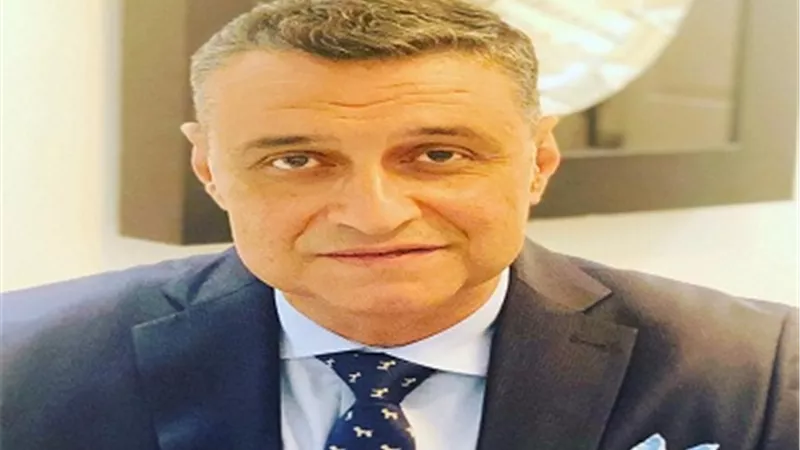 حسام السنهوري : أطالب الشرنوبي برد المبالغ الذي حصل عليها دون وجه حق