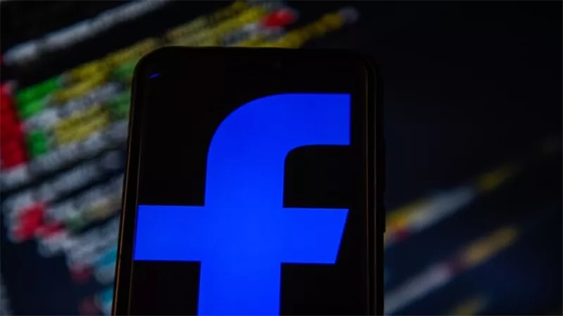 قريبا .. فيسبوك تطلق شعار جديد يربط تطبيقاتها