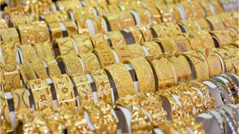 أسعار الذهب تتراجع 5 جنيهات