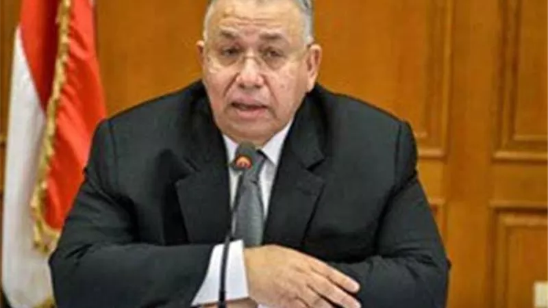 وكيل النواب يطالب رؤساء اللجان بالتأنى فى الرد على بيان الحكومة