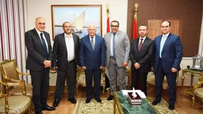 محافظ بورسعيد يوافق على إقامة مول بسوق الخضروات والفاكهة
