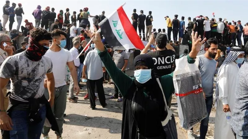 الجيش العراقي يتعهد بعدم استخدام العنف ضد المتظاهرين