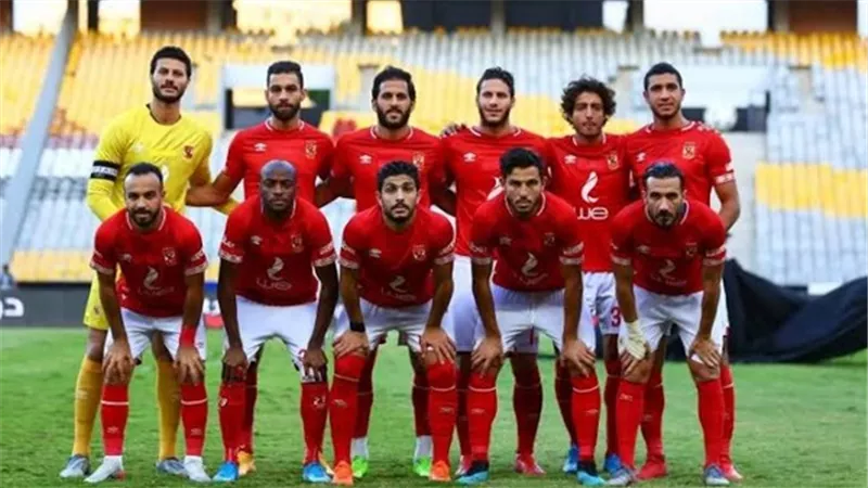 بعد نجاح معسكر الإمارات.. الأهلى يعود للقاهرة بدون الأفارقة