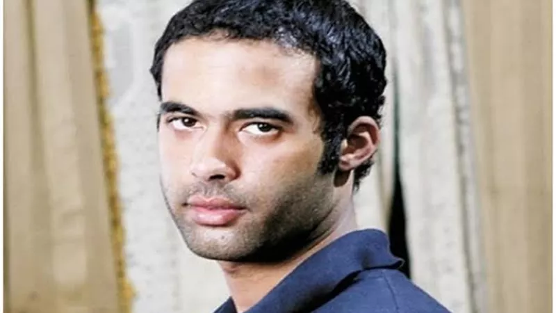 ماذا قال هيثم احمد زكى عن الوحدة .. فيديو